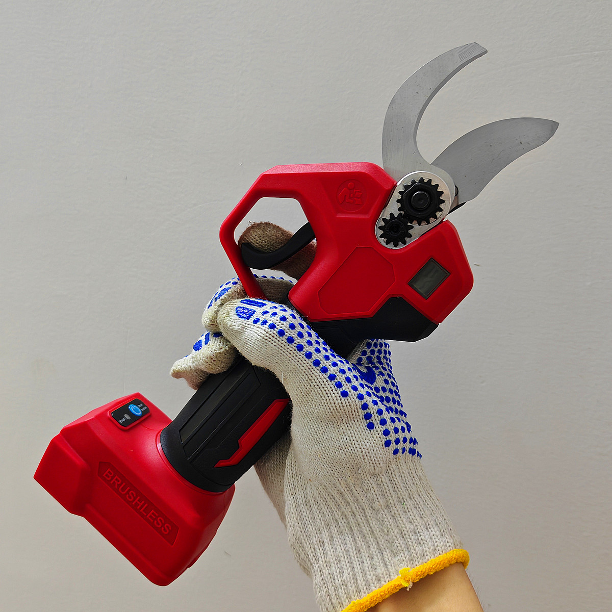 Brushless Electric Pruning She - огляд і ціна Essential Gardening Tools